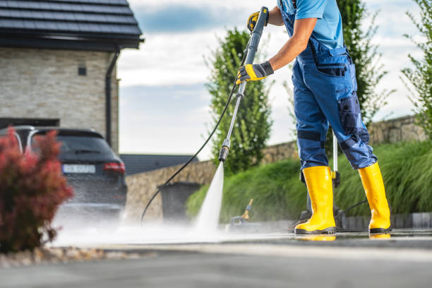 Best Deck Cleaning Services  in Enon, VA